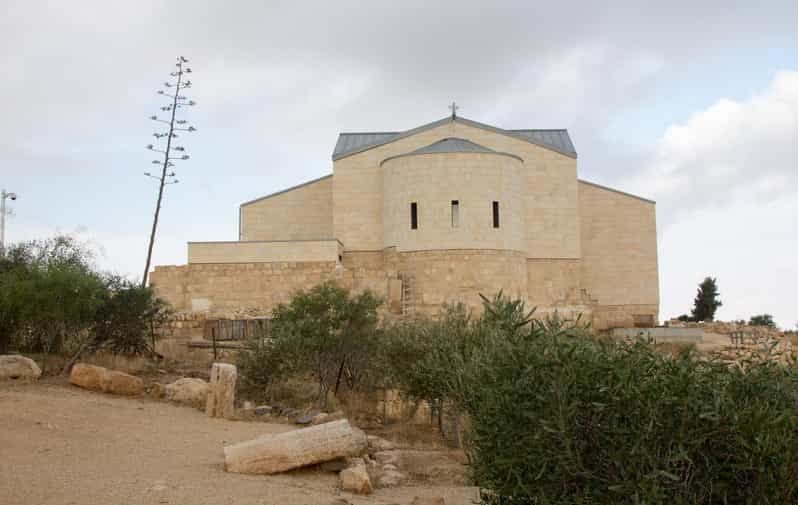 Desde Ammán : Madaba , Monte Nebo y Mar Muerto Tour de día completo