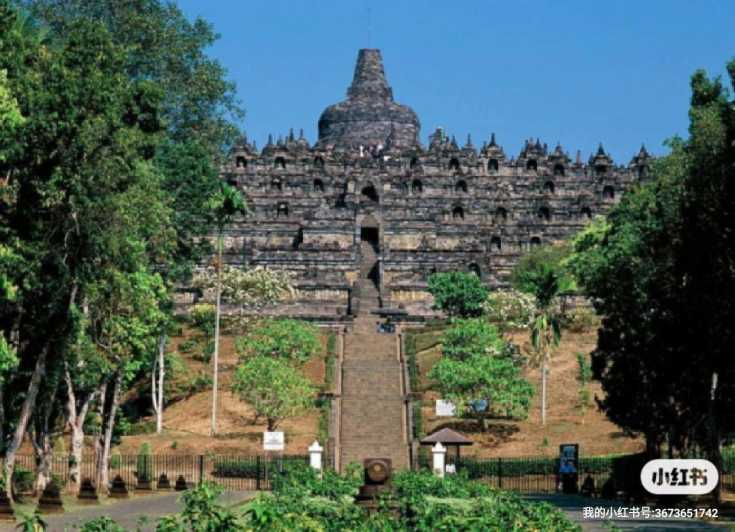 Borobudur, subida a Prambanan hotel incluido 1Noche