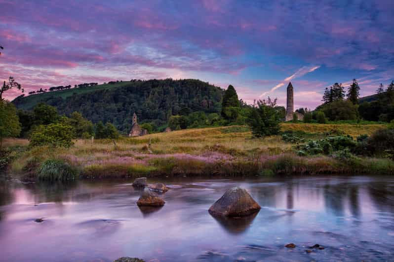 Costa de Dublín y Montañas de Wicklow: Tour privado de lujo de un día