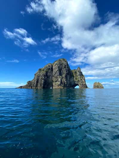 Excursión al Agujero en la Roca y Crucero por la Bahía de las Islas