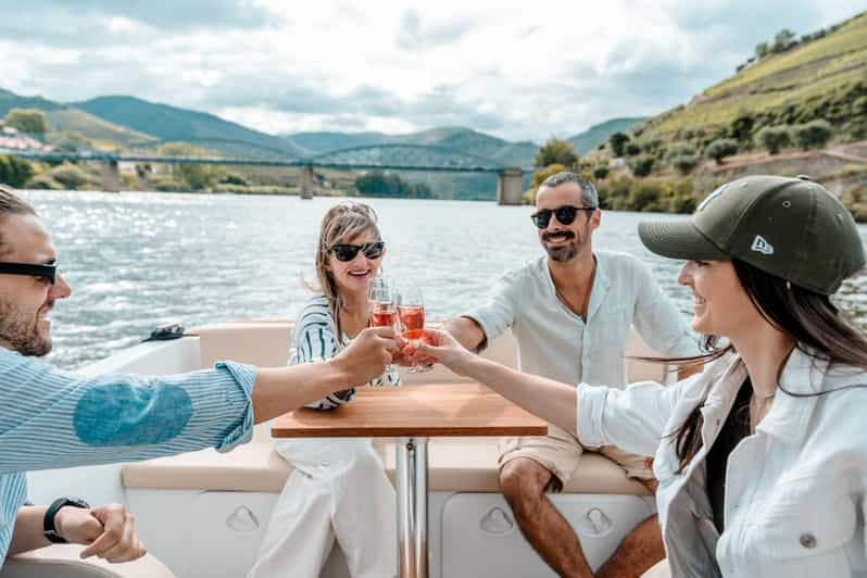 Pinhao: Tour en barco por el río Duero - Cata de vinos incluida