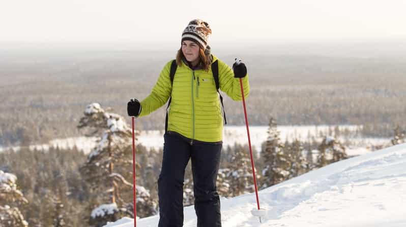 Pyhätunturi: Excursión panorámica con raquetas de nieve por la Laponia finlandesa