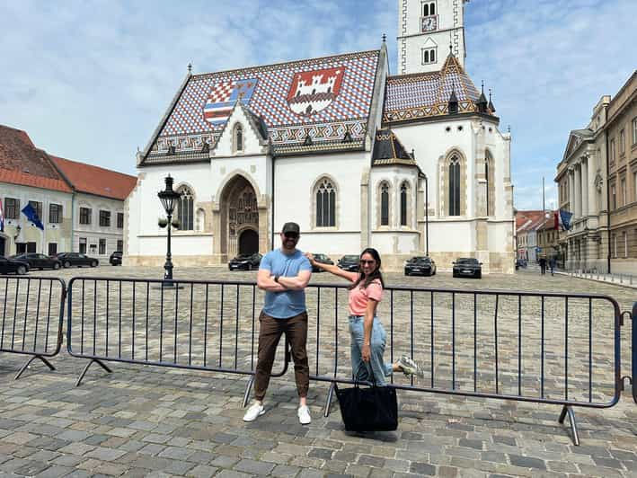 Zagreb: Tour a pie de la ciudad con viaje en funicular y túneles de la II Guerra Mundial