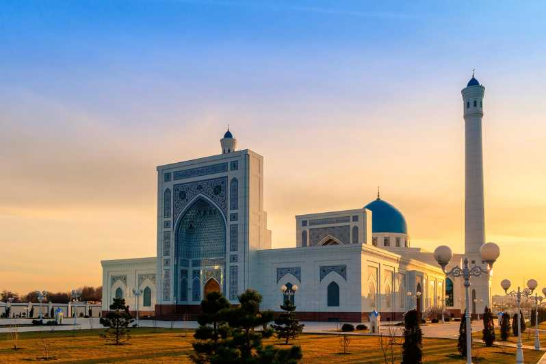 Recorrido Moderno por Tashkent