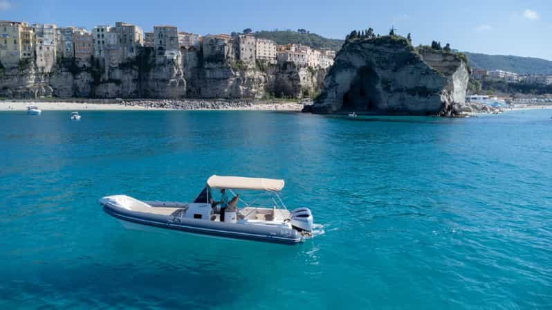 Tour in barca da Tropea lungo la Costa degli Dei, snorkeling