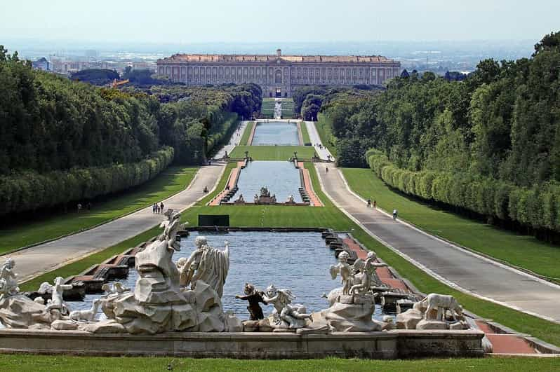 De Nápoles al Palacio Real y Centro Histórico de Caserta