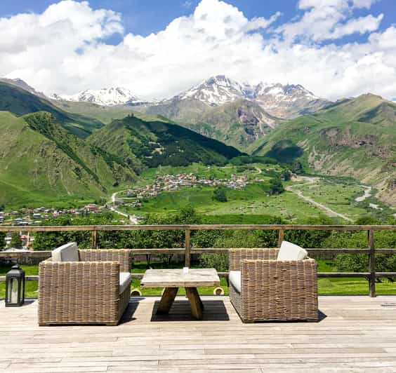 Kazbegi-Ananuri-Gudauri Paisajes legendarios, historia Grupo