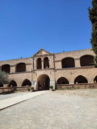 Rethymno: excursión en e-Bike al monasterio de Arkadi