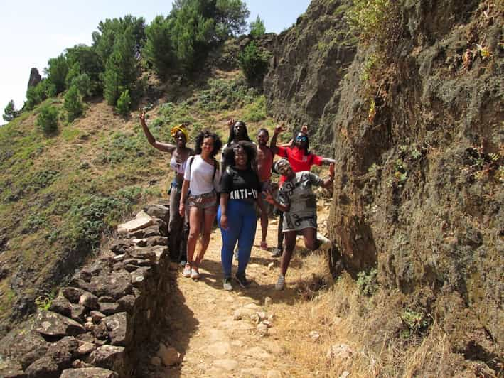 Excursión de un día: Senderismo Santo Antão, Cráter de Cova > Cabo da Ribeira 5k