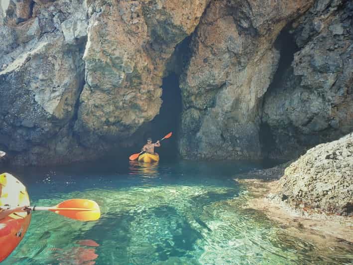 Excursión Kayak y Snorkel Acantilados de Maro Cerro Gord