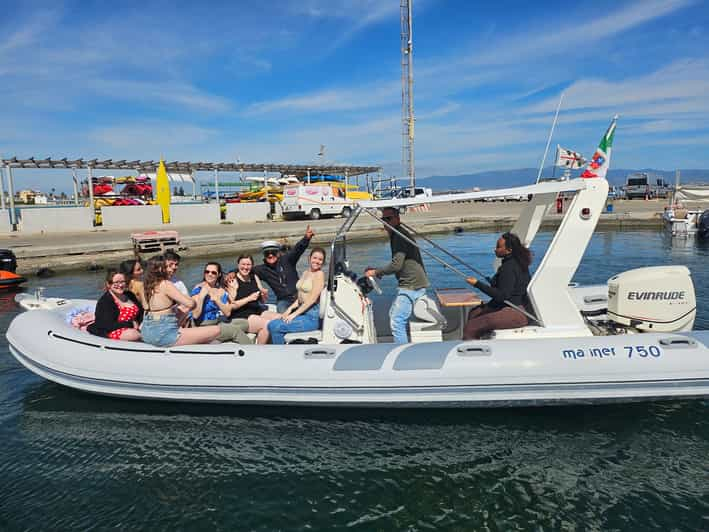 Cagliari: Tour mágico en barco por la Sella del Diavolo Bebidas y aperitivos