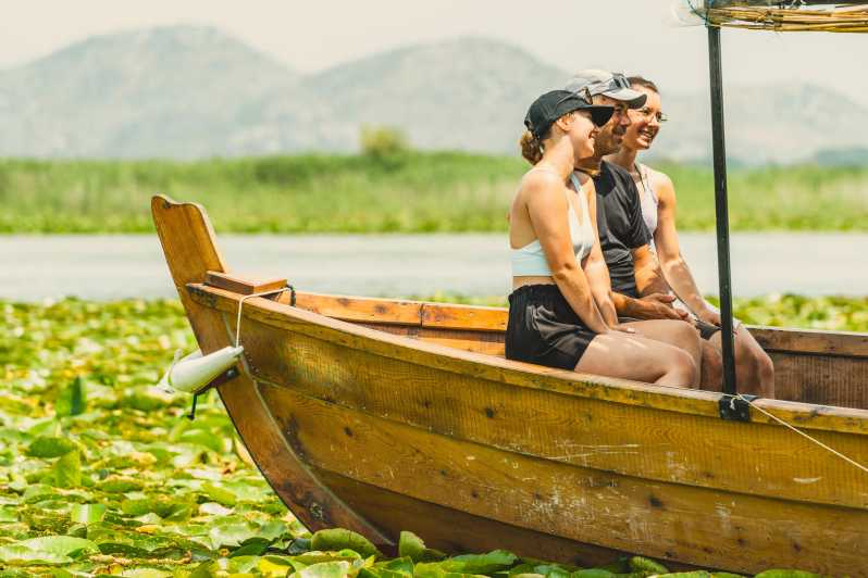 Lago Skadar: Tour en barco panorámico guiado al Monasterio de Kom