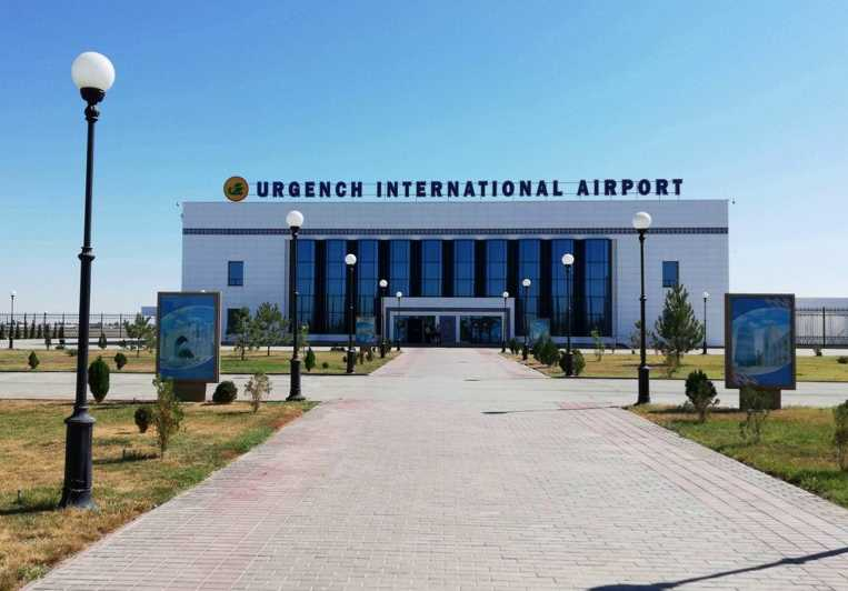 Traslado Urgench - Khiva Aeropuerto / Estación de tren
