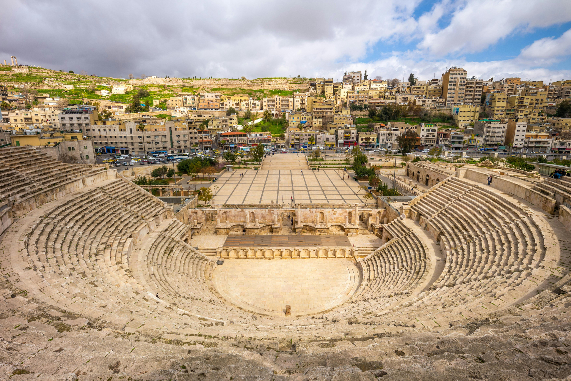 Excursión privada antigua y moderna de día completo a Amman con transporte desde el Mar Muerto