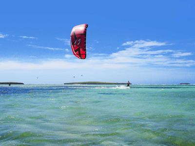 Clases de kitesurf en la bahía de Sakalava y la bahía de Andovokonko en Madagascar