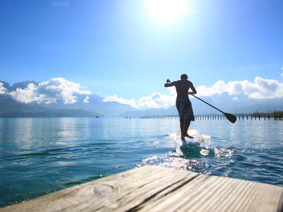 Alquiler de stand up paddle en el lago de Annecy, Alta Saboya
