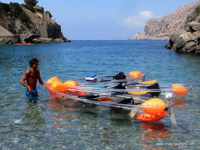 Excursión en kayak transparente por la costa de Amalfi, cerca de Sorrento