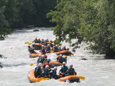 Excursión clásica de rafting en el Valle de Aosta