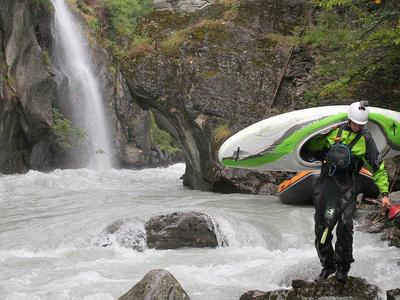 Cursos de kayak en Dora Baltea, Valle de Aosta