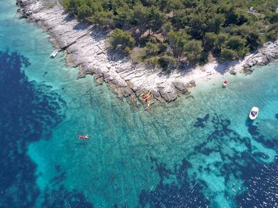 Excursión en kayak por la costa de Lumbarda en la isla de Korčula