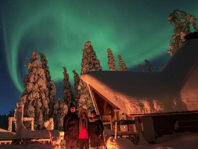 Experiencia de auroras boreales y renos desde Levi