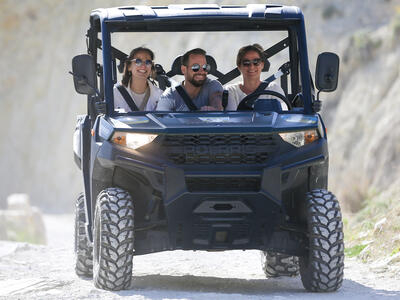 Safari en quad o buggy desde la bahía de Coral hasta los baños de Adonis, en Pafos