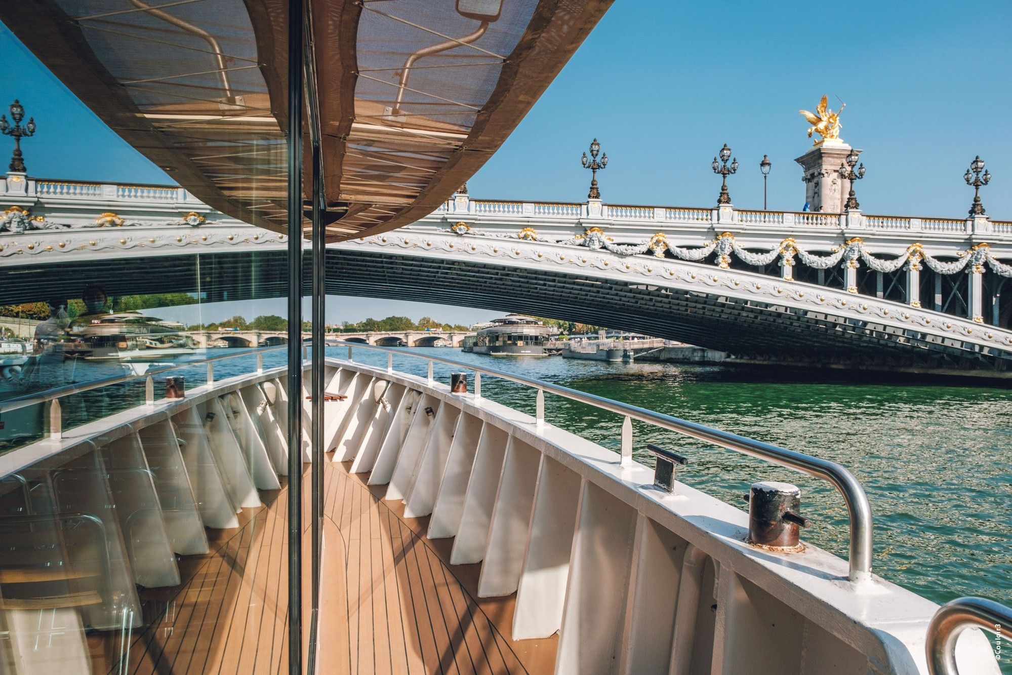 Imagen del tour: Excursión de un día a París y crucero turístico desde Disneyland® París