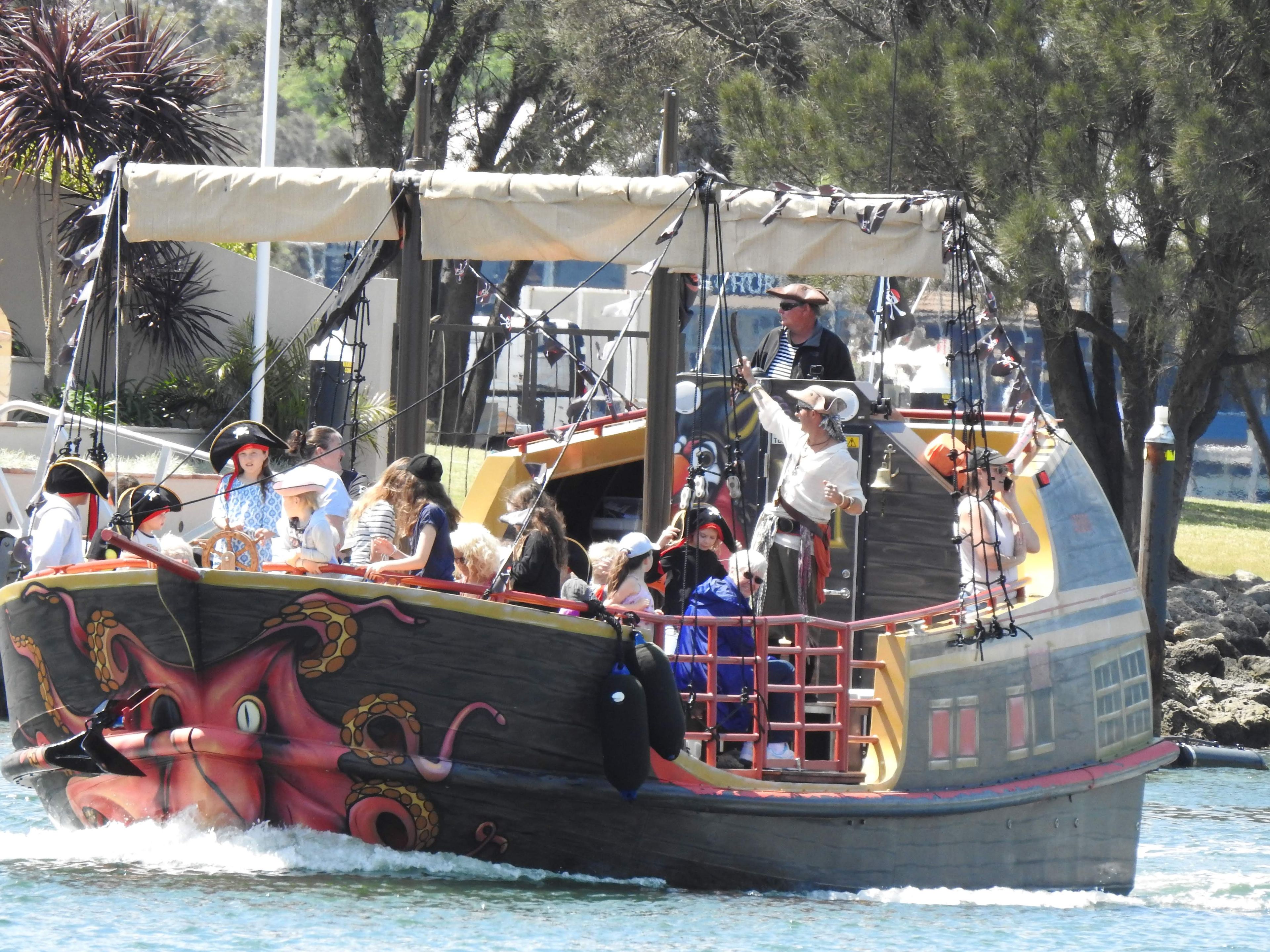 Imagen del tour: Barco pirata de Mandurah: crucero panorámico de 1 hora y media