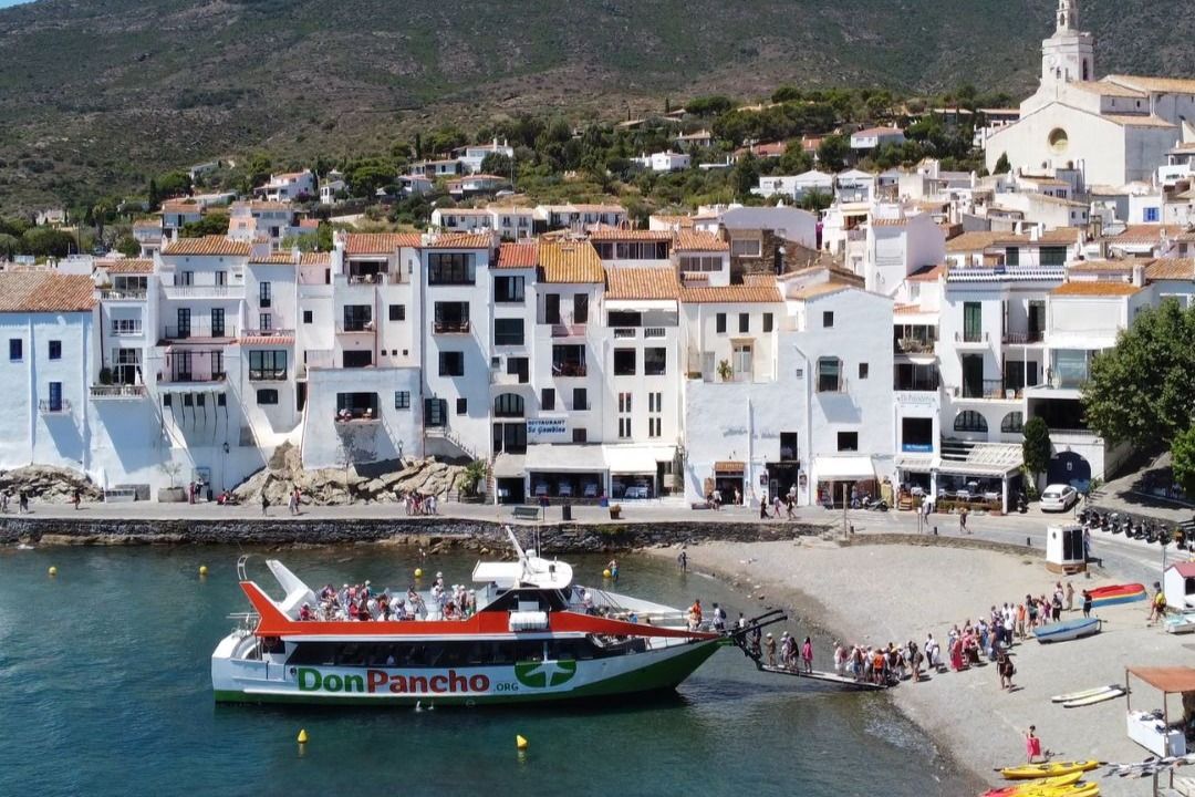 Imagen del tour: Excursión en barco al Cap de Creus desde Roses con parada de 1,5 horas en Cadaqués