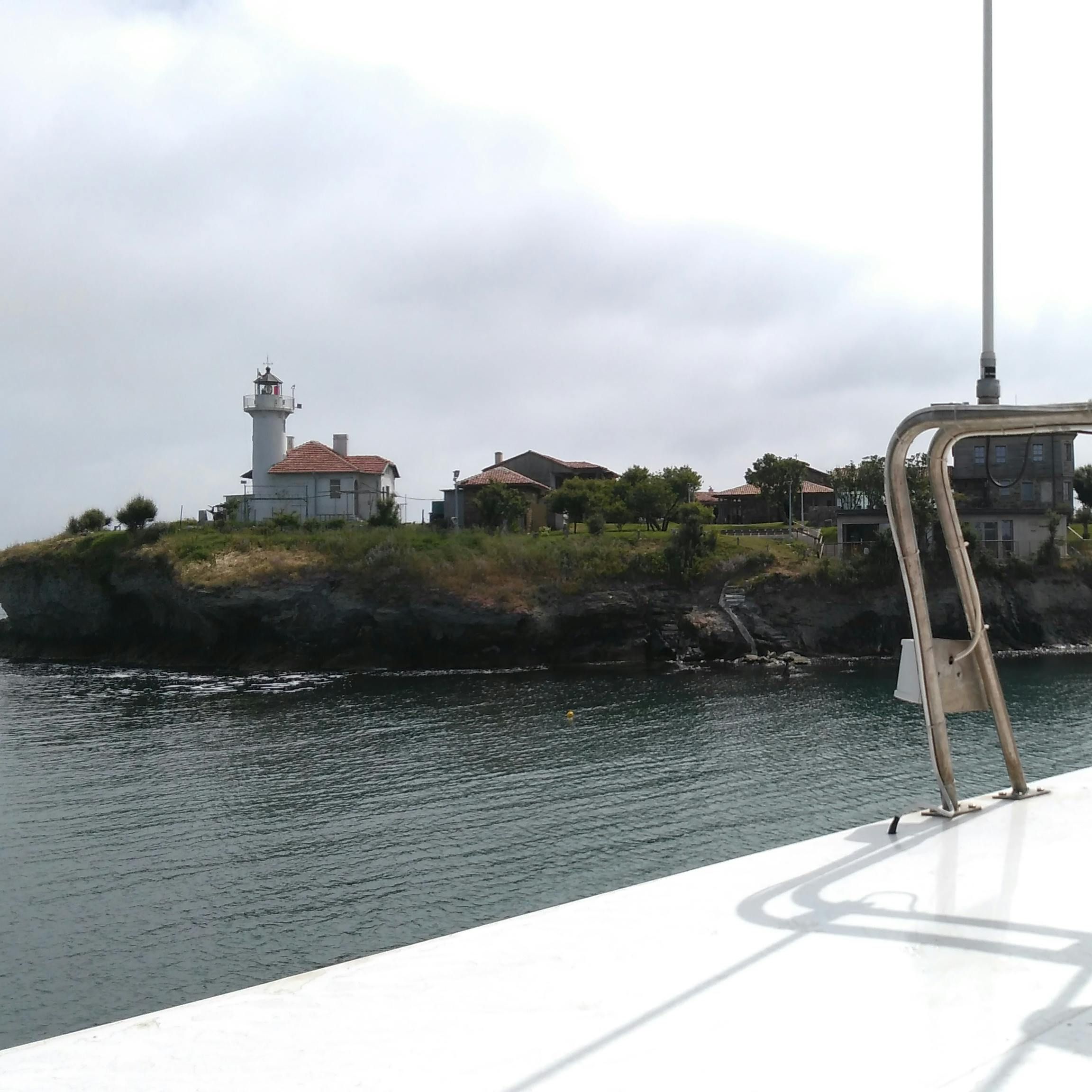 Imagen del tour: Isla de Santa Anastasia: Viaje de ida y vuelta desde Burgas