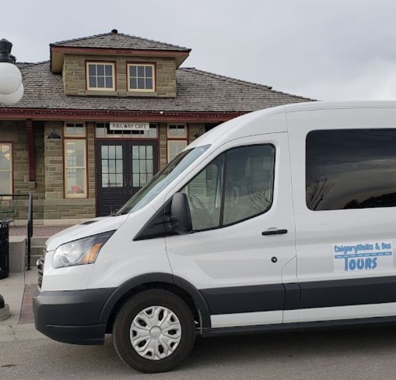 Imagen del tour: Excursión en autobús por la historia de Calgary con entrada al Parque del Patrimonio
