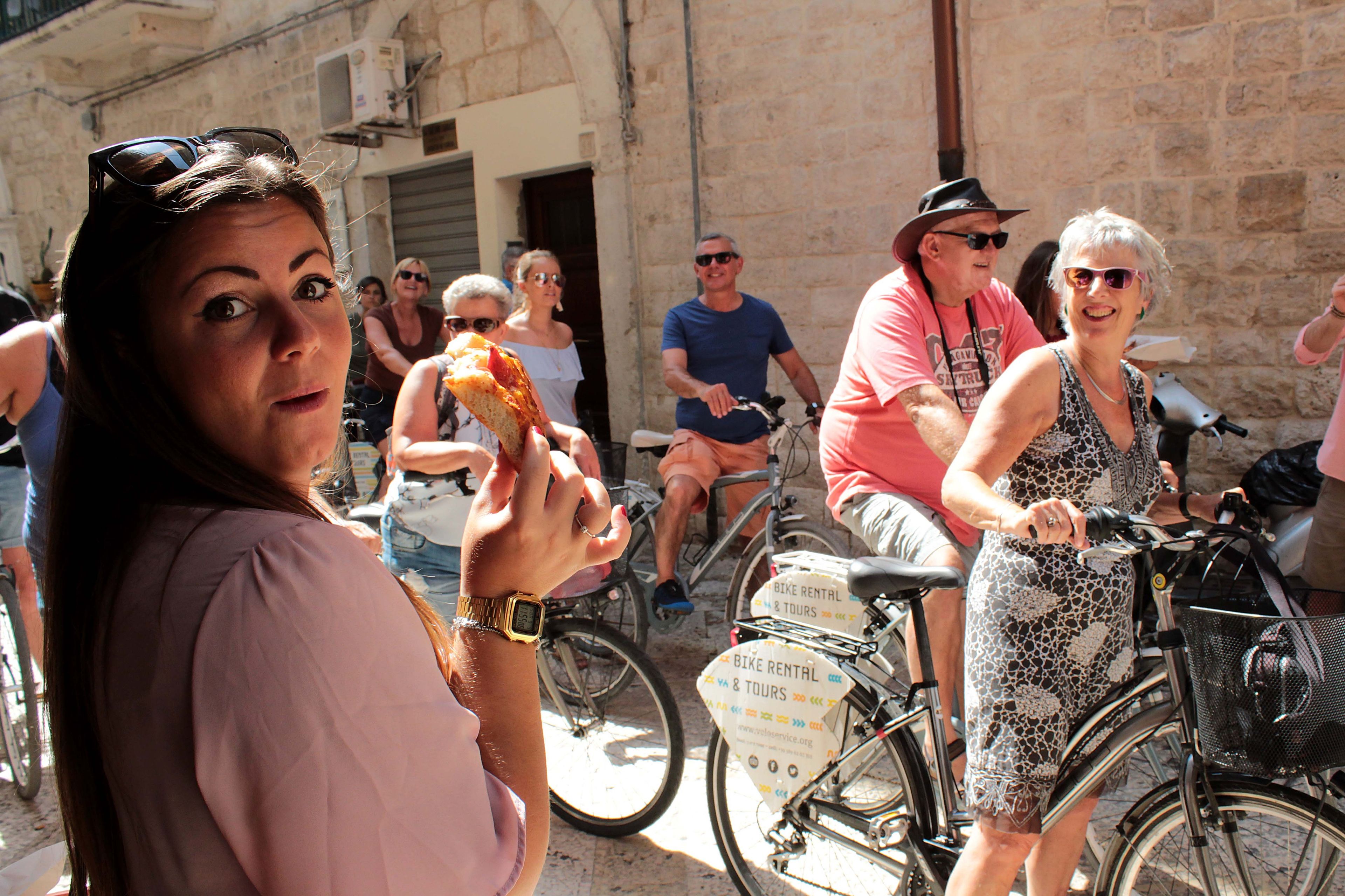 Imagen del tour: Comida callejera de Bari: Recorrido a pie o en bicicleta