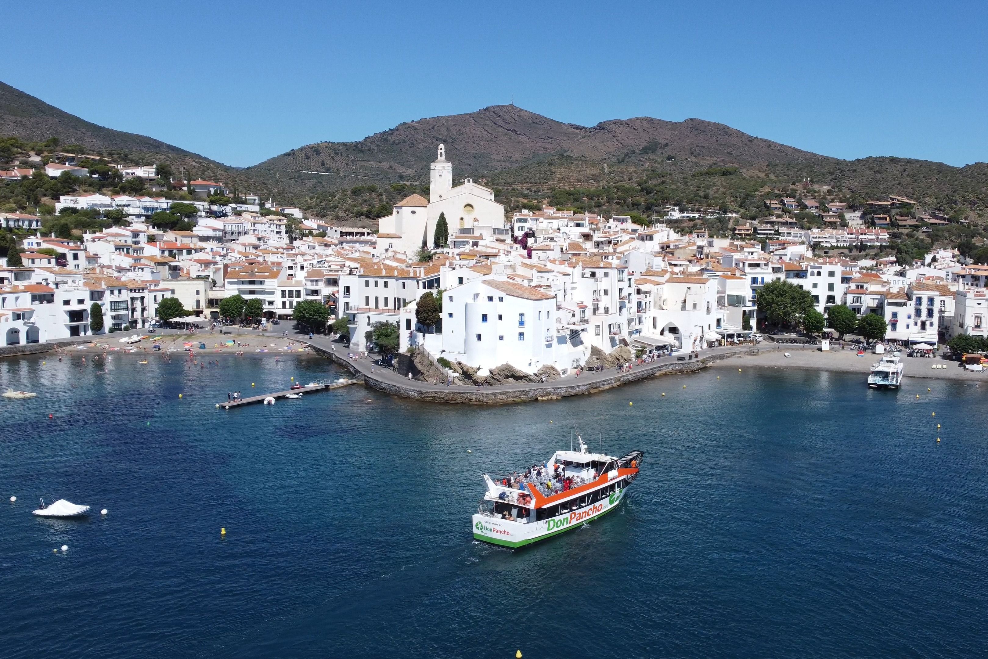 Imagen del tour: Excursión en barco a Cadaqués desde Roses (Salida por la tarde)