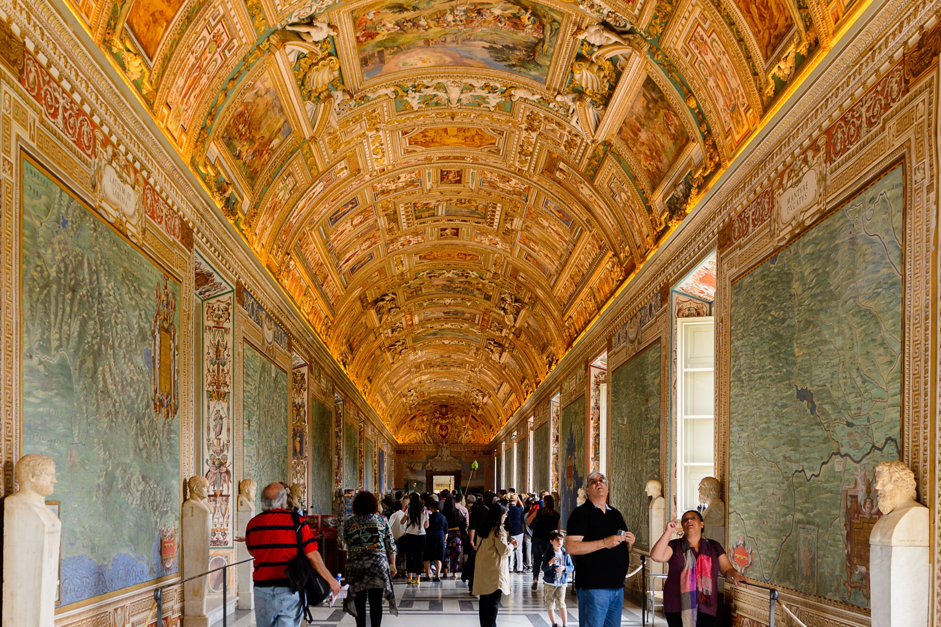Imagen del tour: Museos Vaticanos y Capilla Sixtina: Visita guiada + Acceso a la Basílica de San Pedro