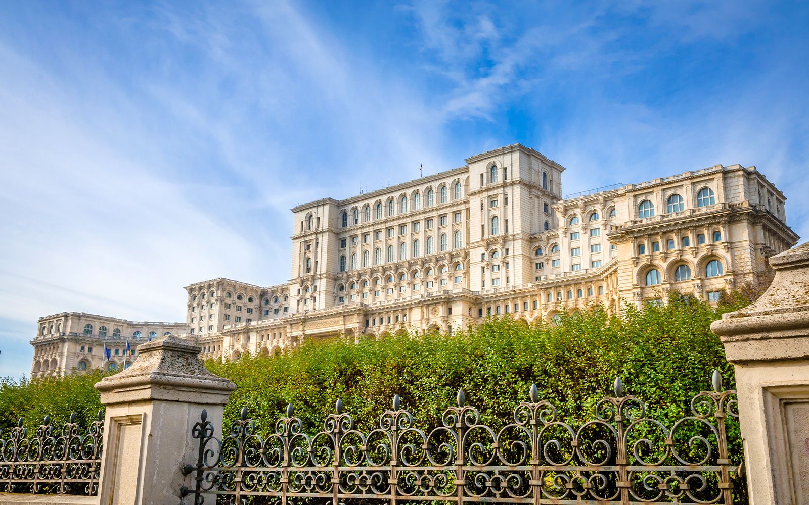 Imagen del tour: Combo Palacio del Parlamento + Mansión de Ceausescu: tour guiado