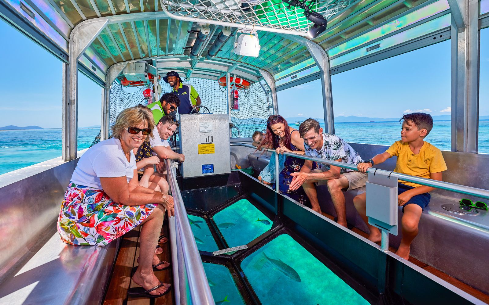 Imagen del tour: Crucero de día completo en catamarán por los arrecifes de Green Island