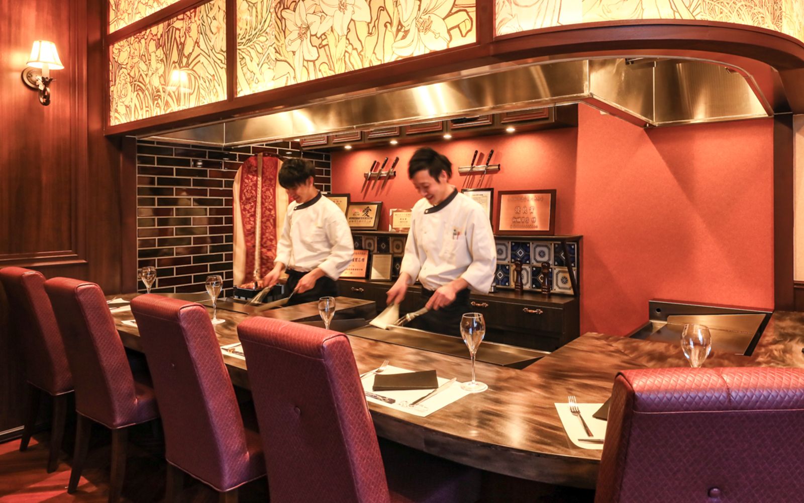 Imagen del tour: A5 Kobe & Kuroge Wagyu Beef Meal at Kobe Steak & Cafe Nobleurs