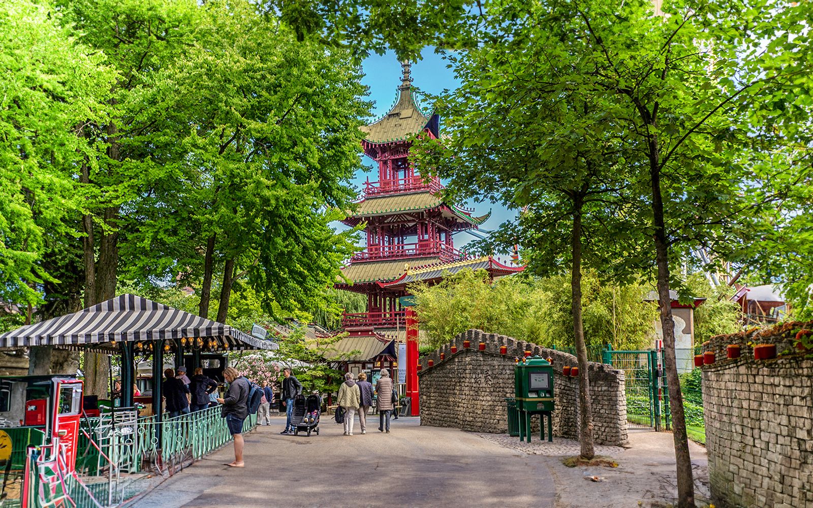 Imagen del tour: Entradas para saltar la fila en los Jardines de Tivoli con atracciones ilimitadas