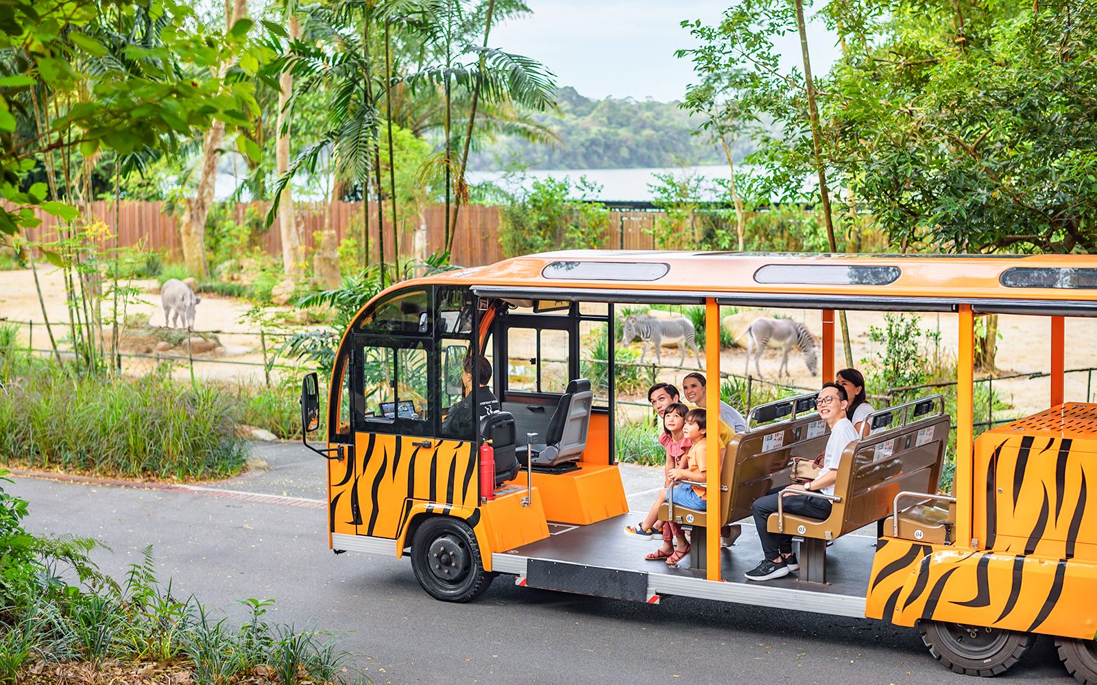 Imagen del tour: Entradas para el zoo de Singapur con viaje en tranvía