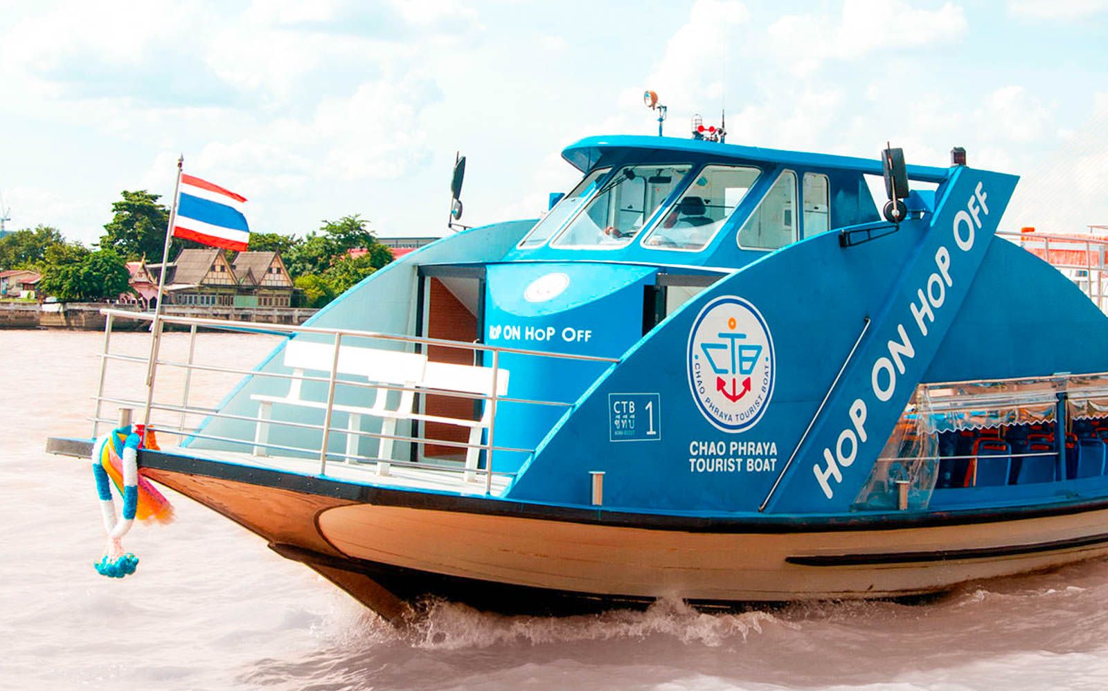 Imagen del tour: Chao Phraya Tourist Boat: 1-Day Hop-On-Hop-Off Boat Tour of Bangkok