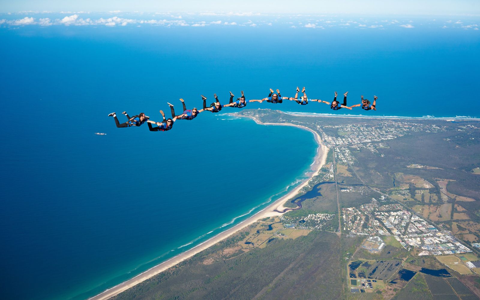 Imagen del tour: Tandem Skydive Byron Bay - 15,000ft with Transfers & Weekday Special Offer