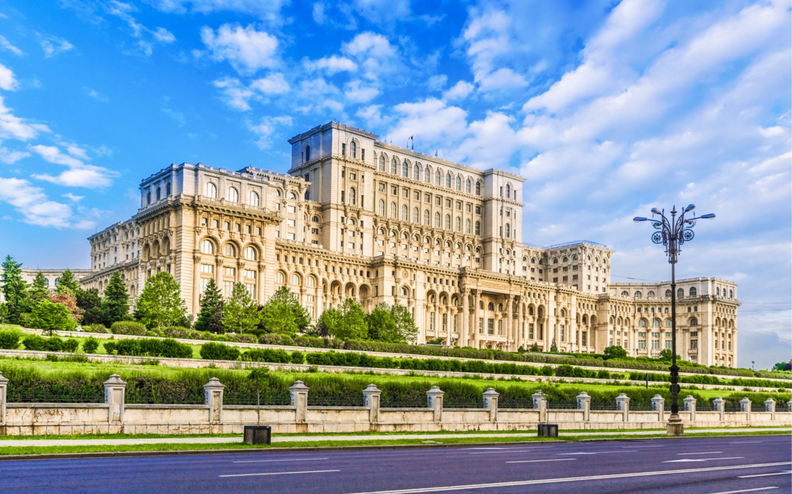 Imagen del tour: Bucarest: Palacio del Parlamento sin cola de espera