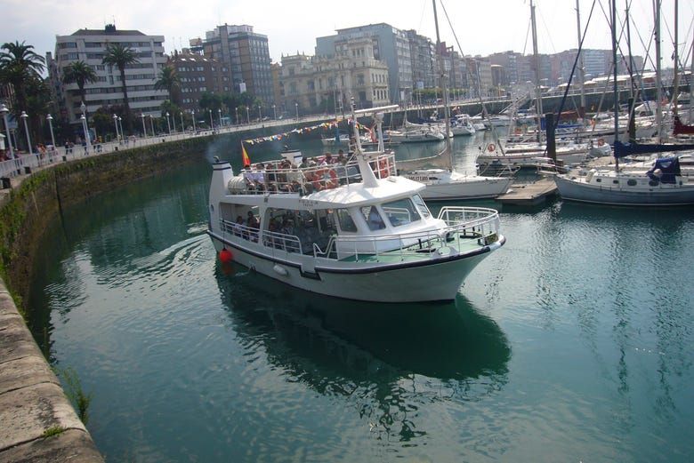 Imagen del tour: Paseo en barco por la bahía de Gijón