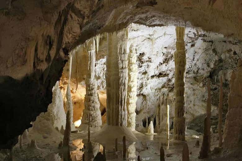 Imagen del tour: Visita guiada por Pastena y sus cuevas