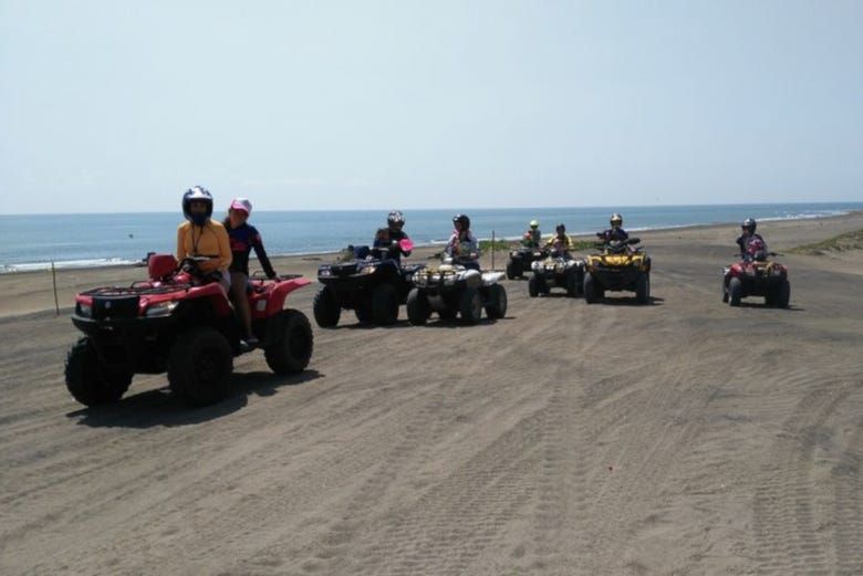 Imagen del tour: Quad por playa de Chachalacas + Tour por La Antigua