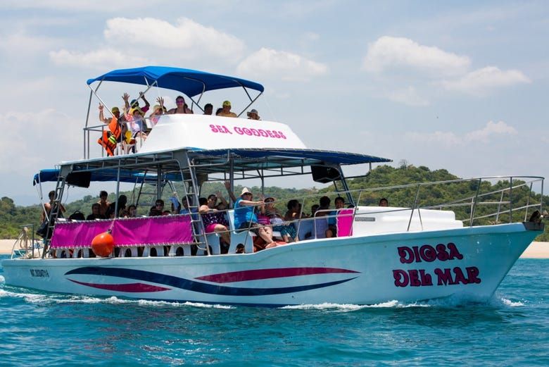 Imagen del tour: Paseo en barco por las bahías de Huatulco