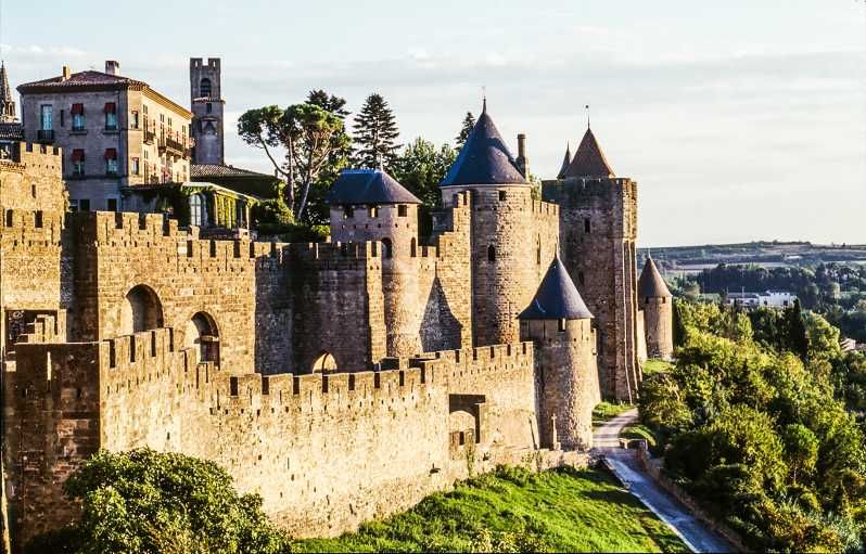 Imagen del tour: Carcasona: entrada al castillo y murallas