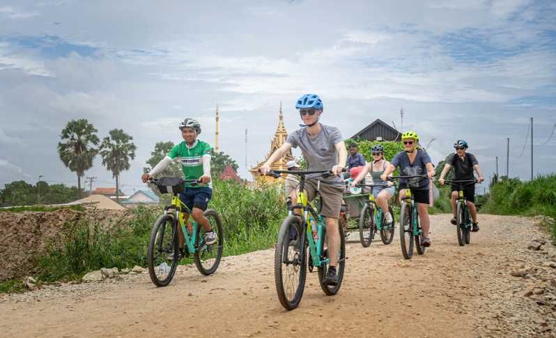 Imagen del tour: Phnom Penh Tour de medio día en bicicleta por las Islas de la Seda