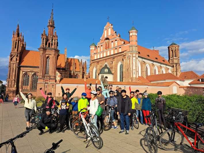 Imagen del tour: Vilna: Recorrido en bicicleta por la ciudad de Vilna Aspectos destacados