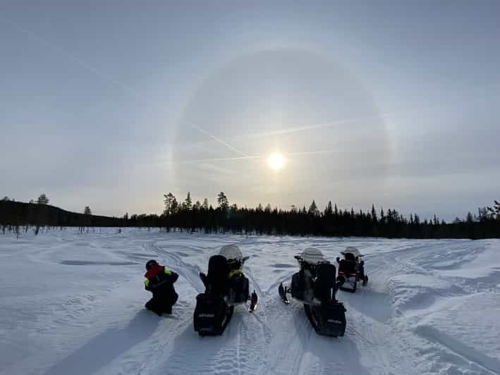 Imagen del tour: Kiruna: Excursión guiada en moto de nieve por la mañana (8:30) y fika